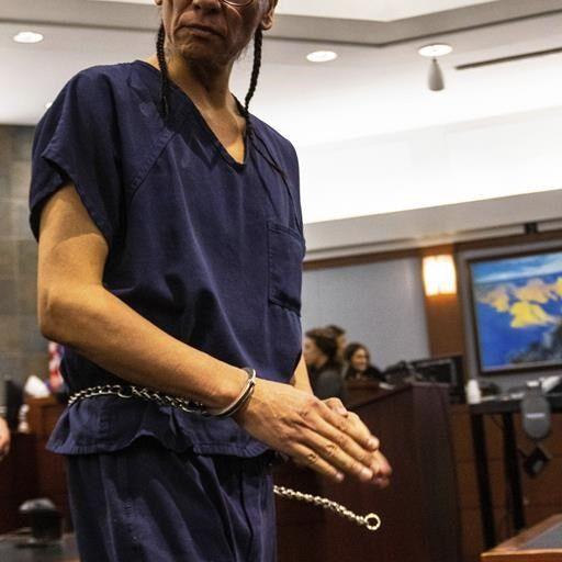 Sex abuse trial delayed for 'Dances With Wolves' actor